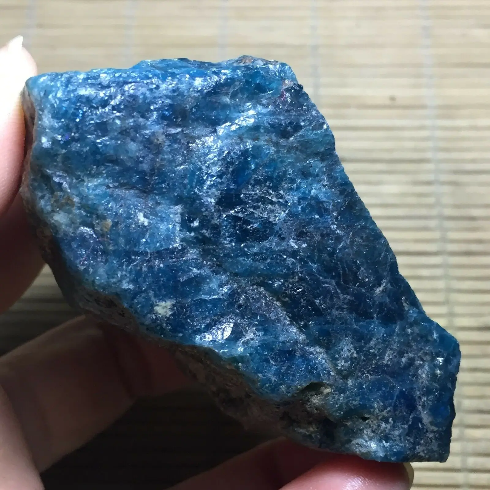 400-500g Sinine Apatiit Crystal Kivi Looduslik Töötlemata Mineraalsed Näidis