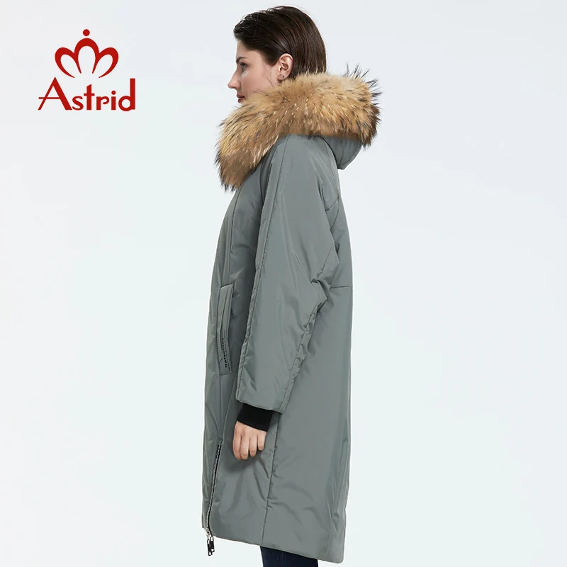 Astrid 2019 Talvel uute tulijate sulejope naiste lahtised riided karvkattega ülerõivad kvaliteetne paks puuvillane naiste mantel AR-9246
