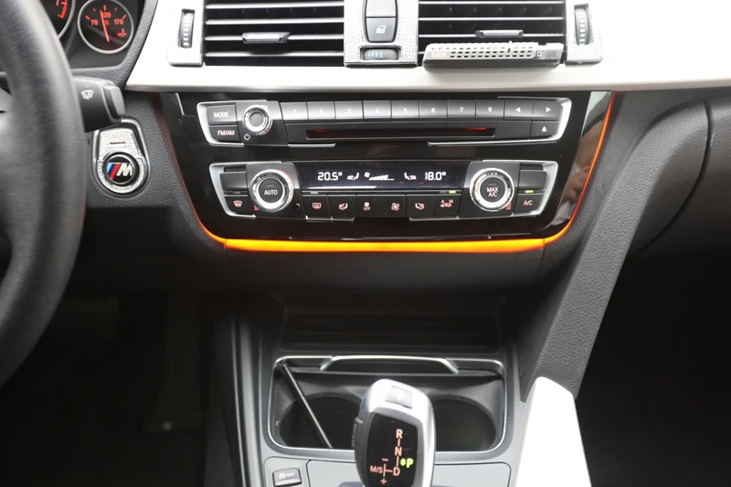 LCI Raadio Sisekujundus LED Center Console AC Paneel Ambient Light Blue Orange 2 Värv Atmosfääri Kerge BMW 3 seeria F30 F35