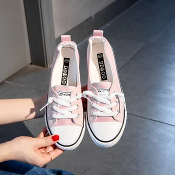 2020. aasta mõõna kingad uued wild lõuend kingad naiste kingad korea plaat kingad net punane madalas suu korter vabaaja jalatsid