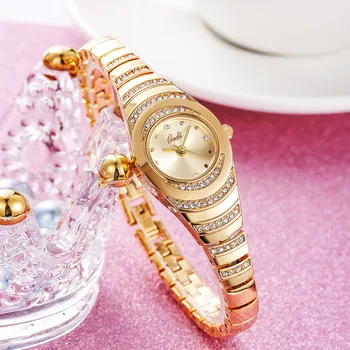 Fashion Business Naiste Brändi Vaadata Kulla Roostevabast Terasest Luksuslik Kuldne Kristall Watch Väike Bänd Mini Elegantsed Daamid Randmele käekella