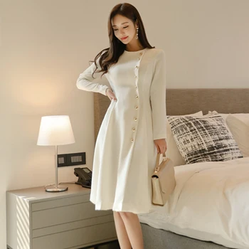 Mood naiste mugavad ja elegantsed o-kaeluse riietumisstiil uute tulijate temperament partei armas vintage puhkus valge-line kleit