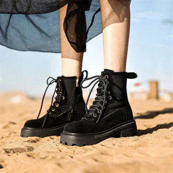 Prova Perfetto Hingav Segatud Värve Botas De Mujer Retro Pits-Up Kõrge Kvaliteedi Zapatos De Mujer Square Kanna Lahedad Lühikesed Püksid, Saapad