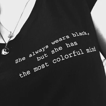 Ta kannab alati musta, kuid ta on kõige värvikas meeles, t-särk Naiste Tüdruk Tumblr Mood Vabaaja Grunge Must Tee Hinnapakkumisi särk