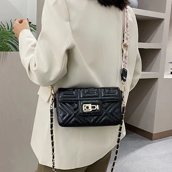 Väike Must Nahast Käekott Naistele 2020 Ruudukujuline Kett Crossbody Kotid Naine Solid Color Lock Õla Messenger Bag Lõng Sac